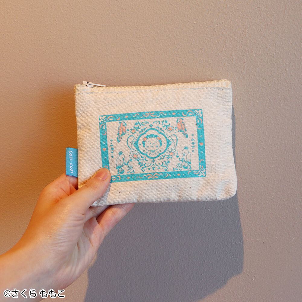 コジコジ　ティッシュポケット付きポーチ　サイズ感の分かる画像